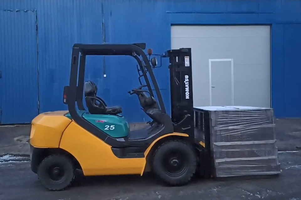 Преимущества модели KOMATSU FG25T-17