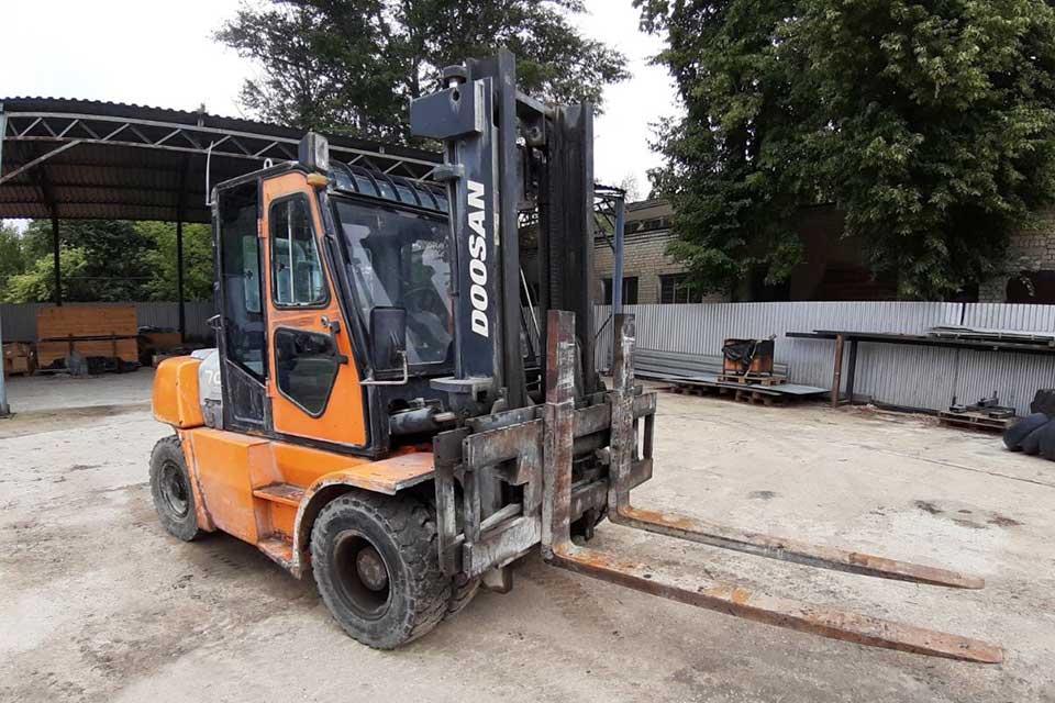 Дизельный двигатель Doosan DB58S