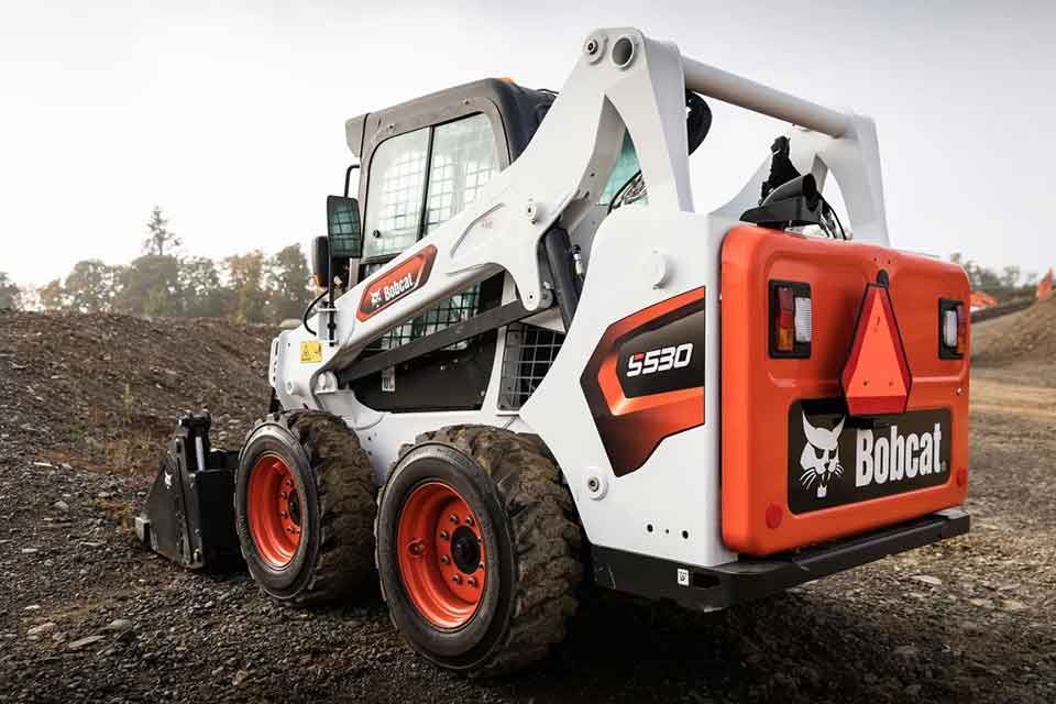 особенности мини погрузчика Bobcat S530