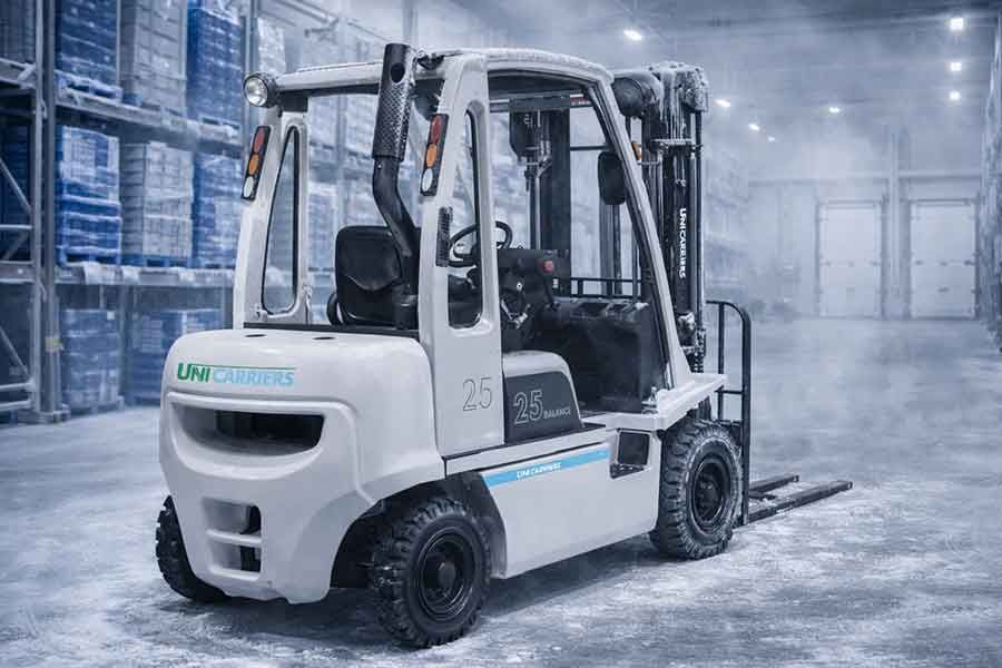 UniCarriers DX-25 в зимних условиях — выносливый дизельный погрузчик для многосменной эксплуатации на открытых площадках и терминалах