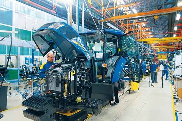 Как New Holland изменила сельское хозяйство и строительную технику