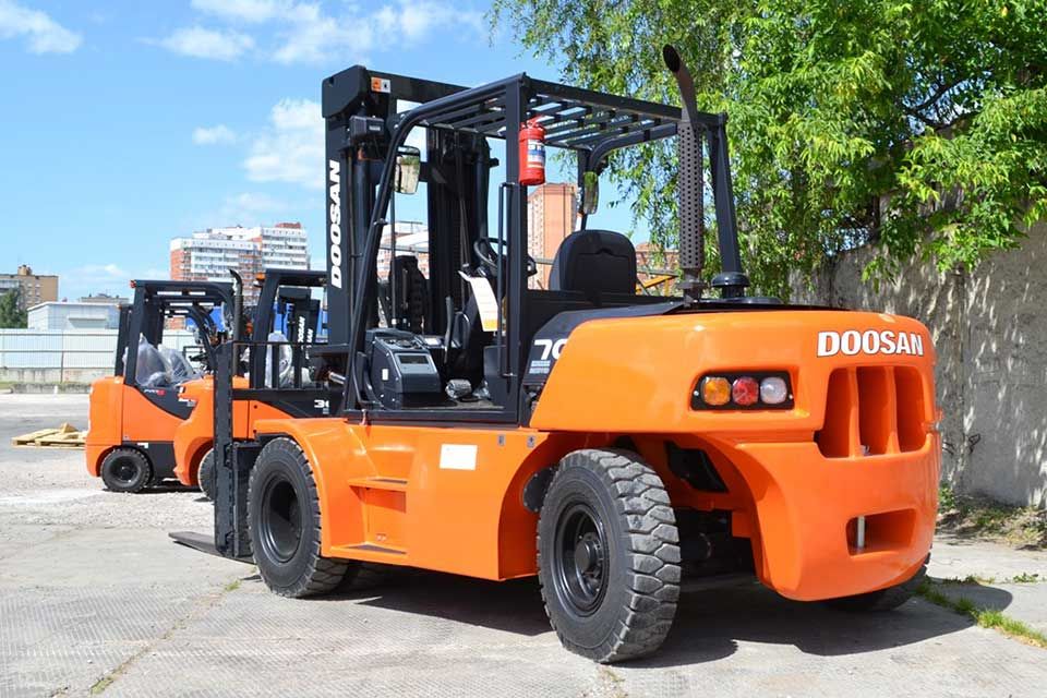 Краткая характеристика Doosan D70S-5