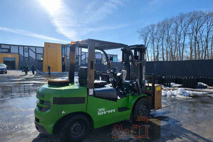 Погрузчик SHANN FB35 с литиевой батареей LiFePO4 — альтернатива дизельной технике
